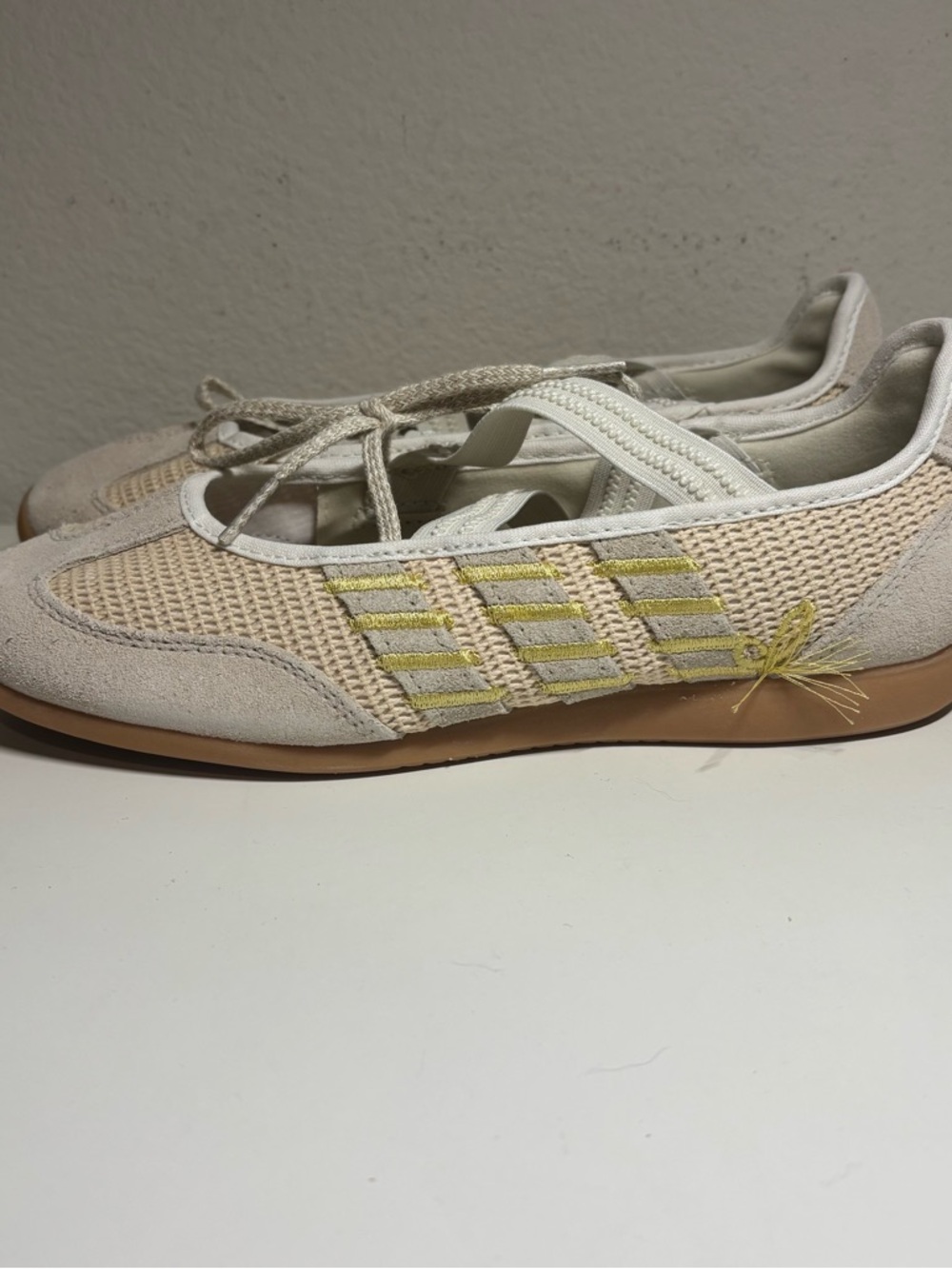NEW ADIDAS Barreda Mary Jane Matte Gold Women’s - Picture 4 of 6